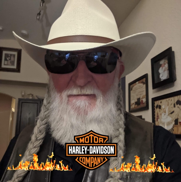 Profile Picture of Michael Codere-guffey (@michaelcodere) on Poshmark