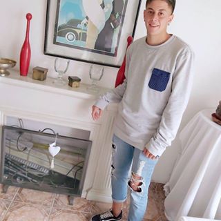 Profile Picture of Julio Alejandro (Soltero) (@julio.rencini) on Facebook