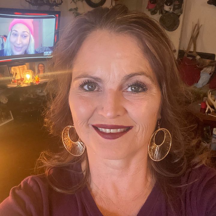 Profile Picture of Jeannine Burns (@jeannineburns) on Tiktok