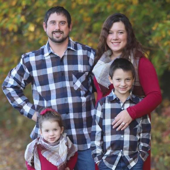 Profile Picture of Miranda Bessette (@miranda199313) on Poshmark