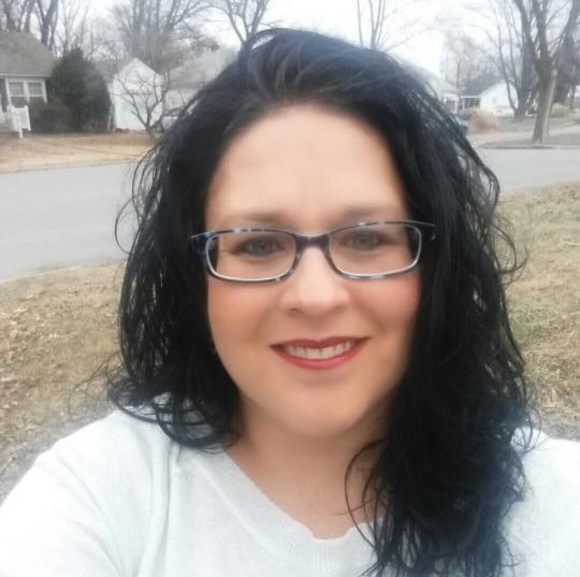 Profile Picture of Tina Tegart (@tegart) on Poshmark