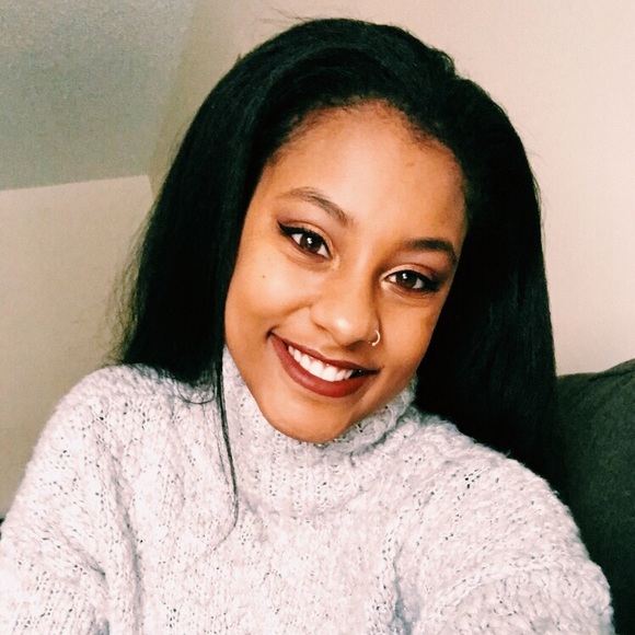 Profile Picture of Katelyn Wheeler (@katelynwheel660) on Poshmark