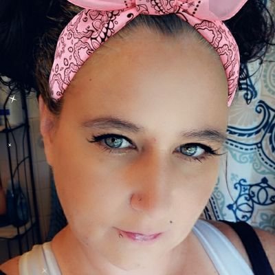 Profile Picture of Kelly Rene Clarkson (@KellyReneClark1) on Twitter