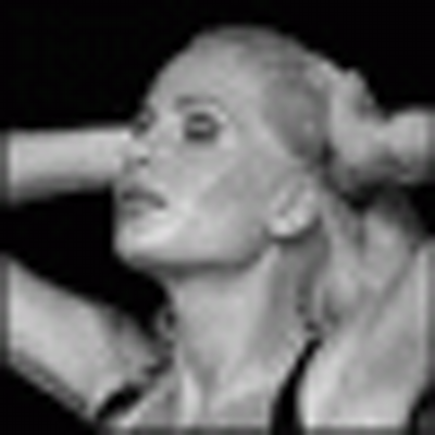 Profile Picture of Roberta Curtis (@murgatroya) on Twitter