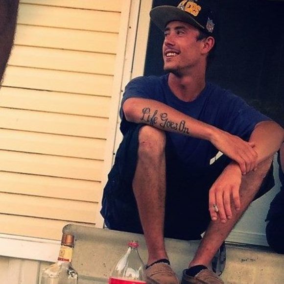 Profile Picture of Cody Schulz (@codyschulz27) on Poshmark