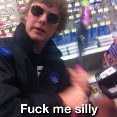 Profile Picture of Forrest Hellebusch (@HaroldStandafer) on Twitter