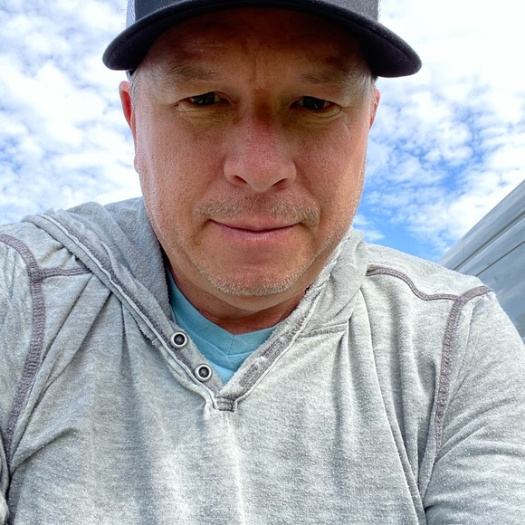 Profile Picture of Brad Mann (@bmann4388) on Poshmark