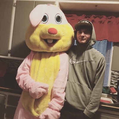 Profile Picture of Cody Gates (@codygates420) on Twitter