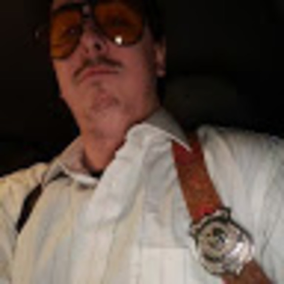 Profile Picture of Brandon Manley (@brandonmanleywh) on Poshmark