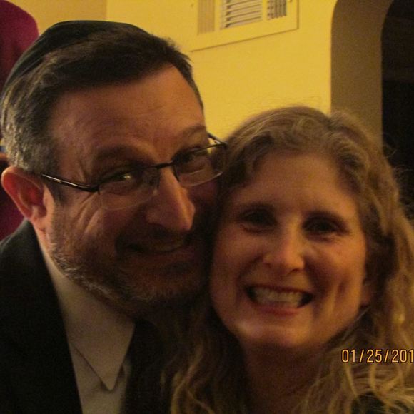 Profile Picture of Vicki Chervitz (@vickichervitz) on Poshmark