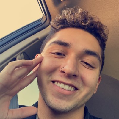 Profile Picture of Eric (: (@Eric_21Ochoa) on Twitter