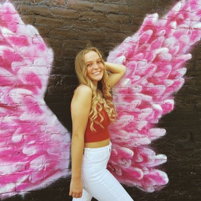 Profile Picture of Sofia Murphy (@sofia_murf) on Twitter