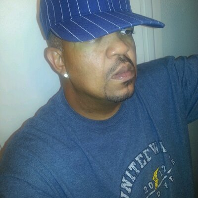 Profile Picture of Clifford Holland (@MrGetitdone100) on Twitter