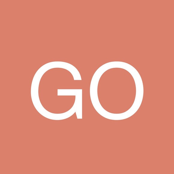 Profile Picture of Gina Omann (@ginaomann) on Poshmark