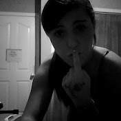 Profile Picture of Sarah Addison (@sarahbear749) on Youtube