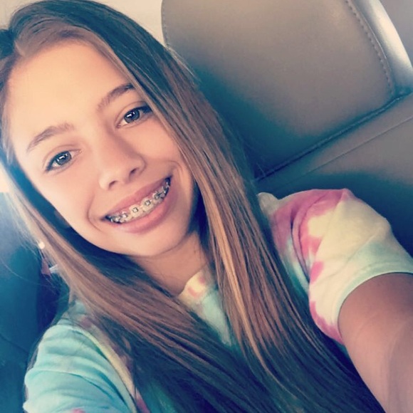 Profile Picture of Laiken Turner (@shakenlaiken) on Poshmark