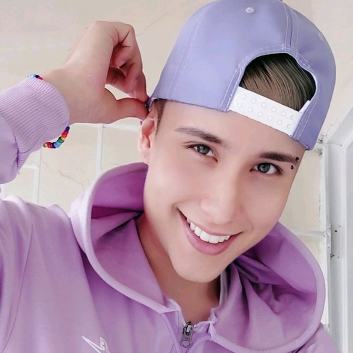 Profile Picture of Andres Felipe • Te Sigue (@andressfeelipe) on Tiktok