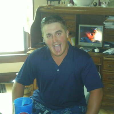 Profile Picture of Eric Nicholson (@stuffetc) on Twitter