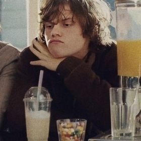 Profile Picture of Alice Schmidt (@whydouonlycallmewhenurhigh2) on Pinterest