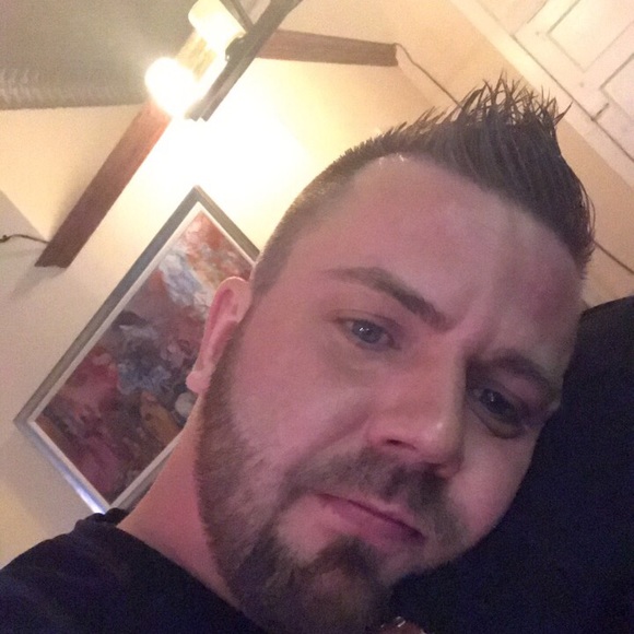 Profile Picture of Nenad Inchevski (@neno232) on Poshmark