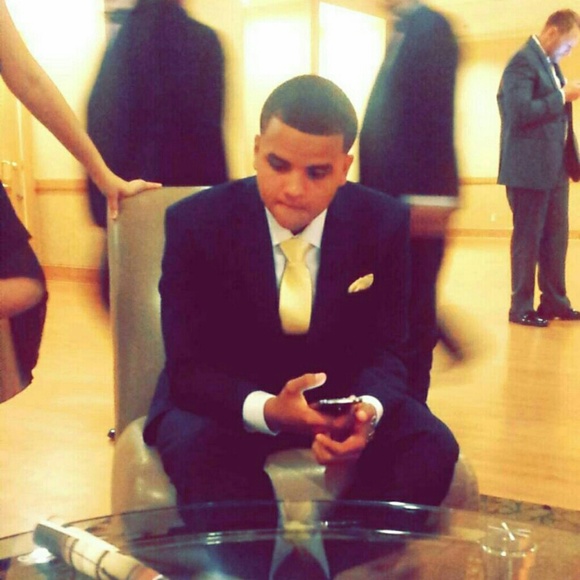 Profile Picture of Erick Cuevas (@catdog3145) on Poshmark