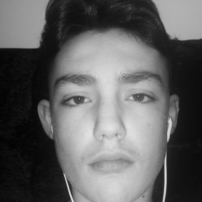 Profile Picture of Adam Beverley (@AdamBevvo) on Twitter