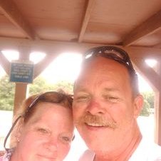 Profile Picture of Diann M Pyles (@bobdiann420) on Twitter