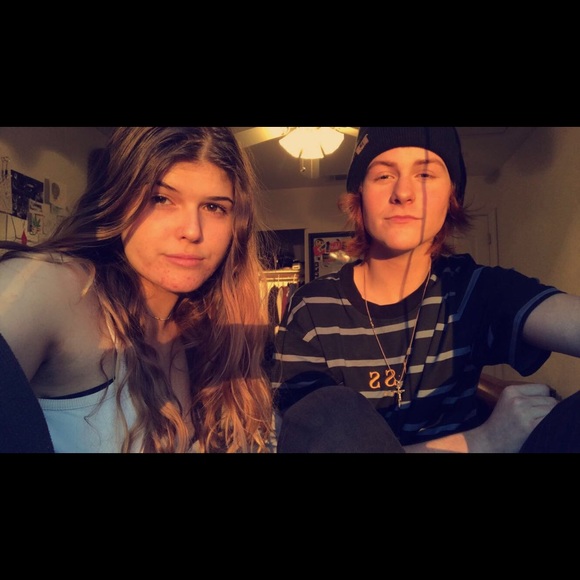 Profile Picture of Blake Harris (@blakexharris) on Poshmark