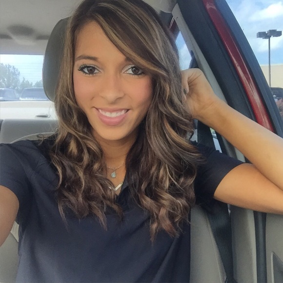 Profile Picture of Jennifer Harrah (@jlbyrd89) on Poshmark