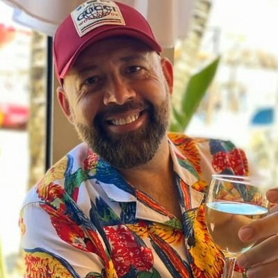 Profile Picture of Eric (@Paschal434) on Twitter