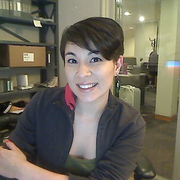 Profile Picture of Mariko Charvat (@marikocharvat) on Poshmark