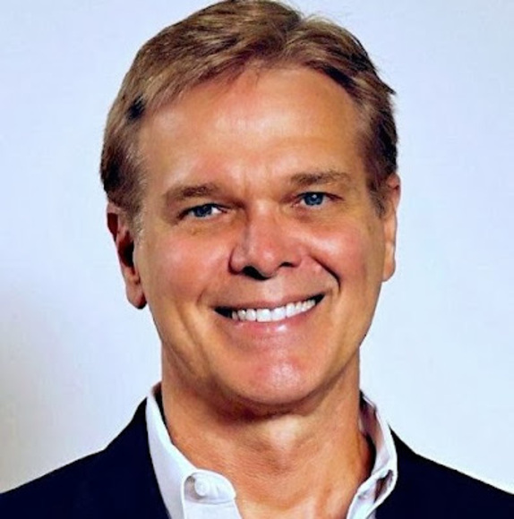 Profile Picture of Daniel Cornwell (@danielcornwell) on Poshmark