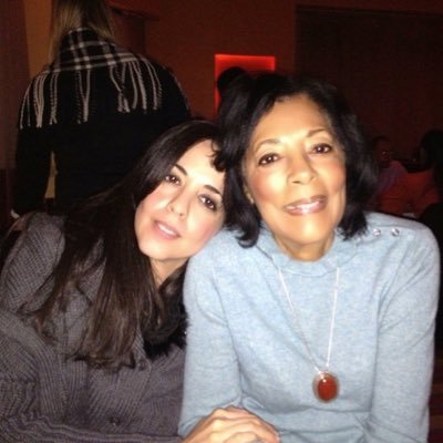 Profile Picture of Jenny Mayer (@JenniferMayer) on Twitter