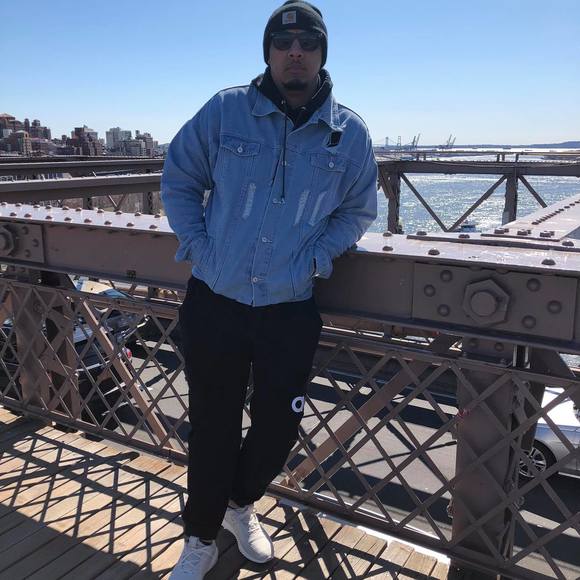 Profile Picture of Jorge Valerio (@tedy123) on Poshmark