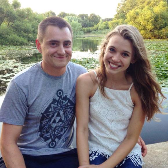 Profile Picture of Alex Carroll (@alexcc93) on Poshmark