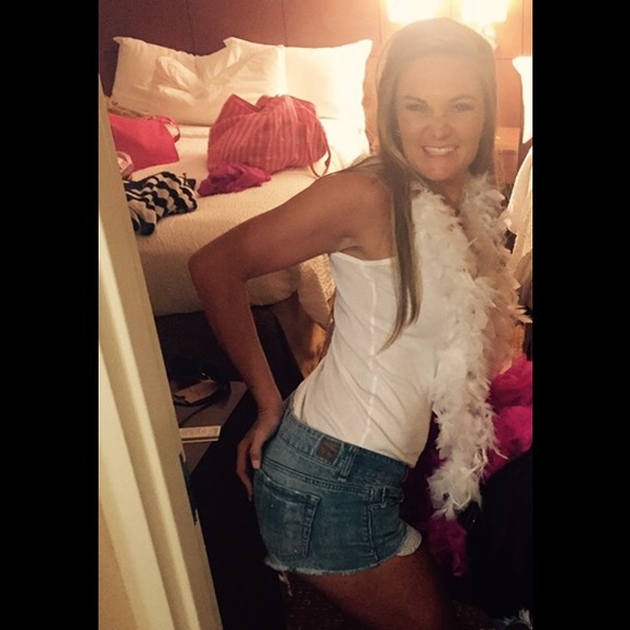 Profile Picture of Chassity Webb (@chassitywebb3) on Poshmark