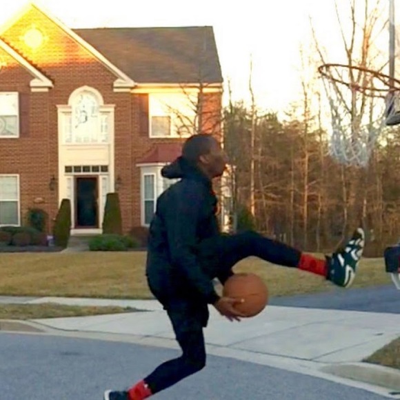 Profile Picture of Dathan Hunter (@dathanhunter) on Poshmark
