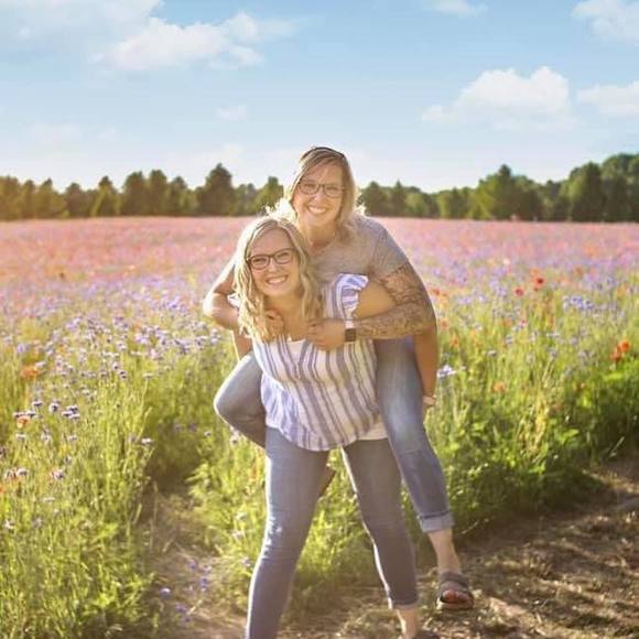 Profile Picture of Leigh Bareman (@brooklynn12) on Poshmark