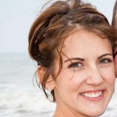 Profile Picture of Emily Reed (@emilyreed83) on Twitter