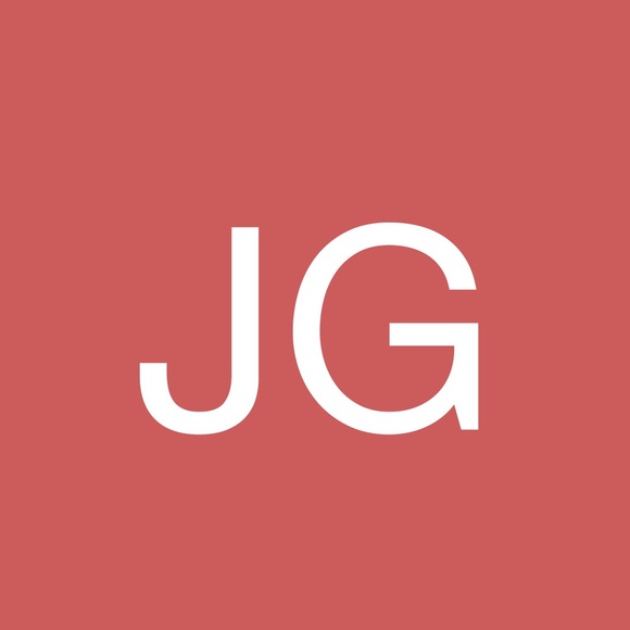 Profile Picture of Jeremy Geear (@jeremygeear) on Poshmark