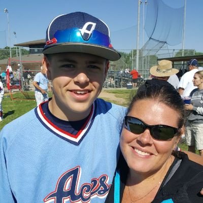 Profile Picture of Stephanie Moquin (@tatermom23) on Twitter