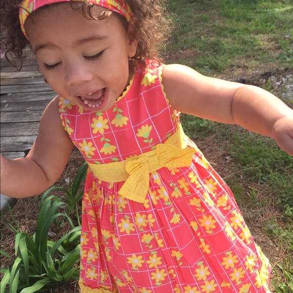 Profile Picture of Rayeann Moore (@rayeannmoore) on Poshmark