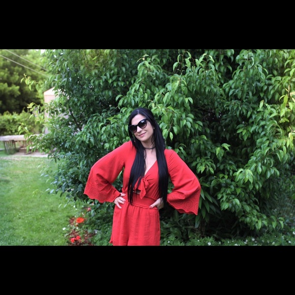 Profile Picture of Michelle Greffe (@michellrgreffel) on Poshmark