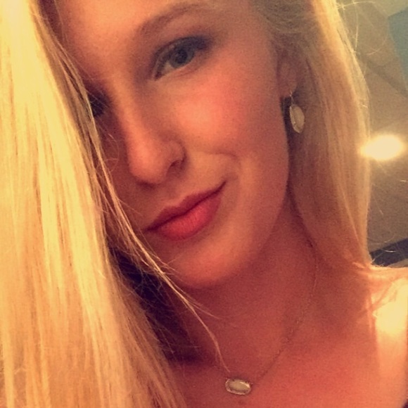 Profile Picture of Jordyn Spreck (@jordynspreck) on Poshmark