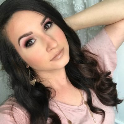 Profile Picture of Carissa Anthony (@Carissa_Kaye_) on Twitter