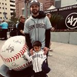 Profile Picture of Dustin Cornish (@dustinbleu_702) on Instagram