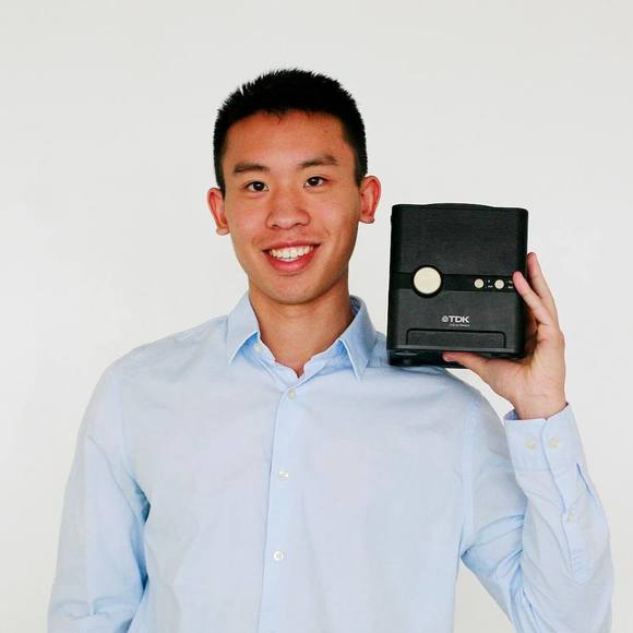 Profile Picture of Jeremy Tong (@13jeremywt) on Poshmark