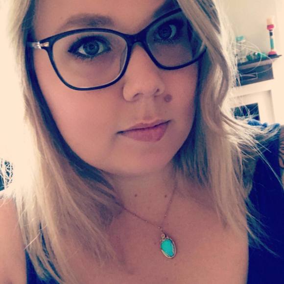 Profile Picture of Erika Rutledge (@erut24) on Poshmark