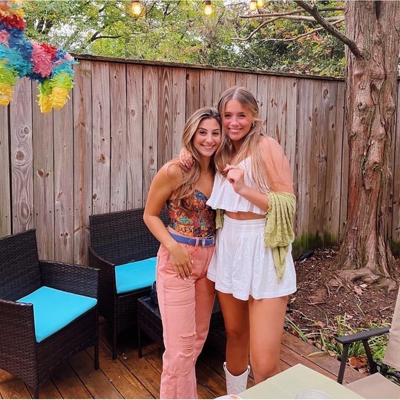 Profile Picture of Lily Quady (@llquady) on Poshmark