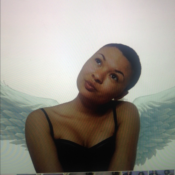 Profile Picture of Chyna Jade (@ceejade) on Poshmark